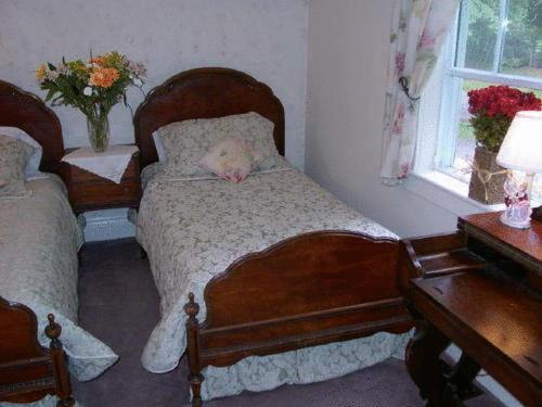 Antique Slumber Old Town Bed & Breakfast Niagara-on-the-Lake Екстер'єр фото